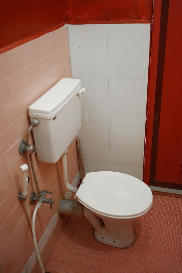 Sarigama Tourist Home Kochi Eksteriør billede